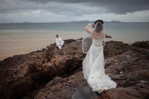 [武汉私人调查]武汉婚外情出轨调查：老汉老来得子大办喜宴，路过的道士：孩子父亲是年轻人