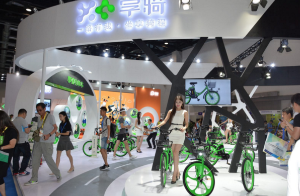 北京自行车展，共享电单车享骑无线充电